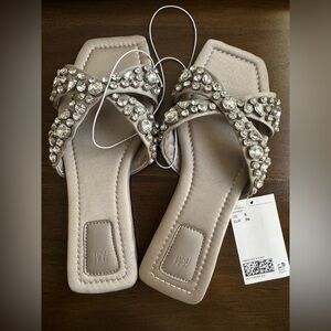 RHINESTONE-EMBELLISHED
SATIN SANDALS ,TAUPE .